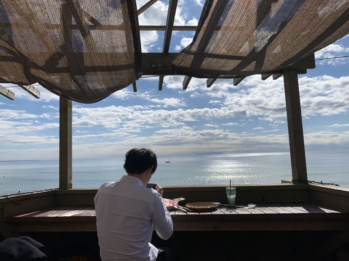 Seaside Lunch with Open Sky, Kanagawa
