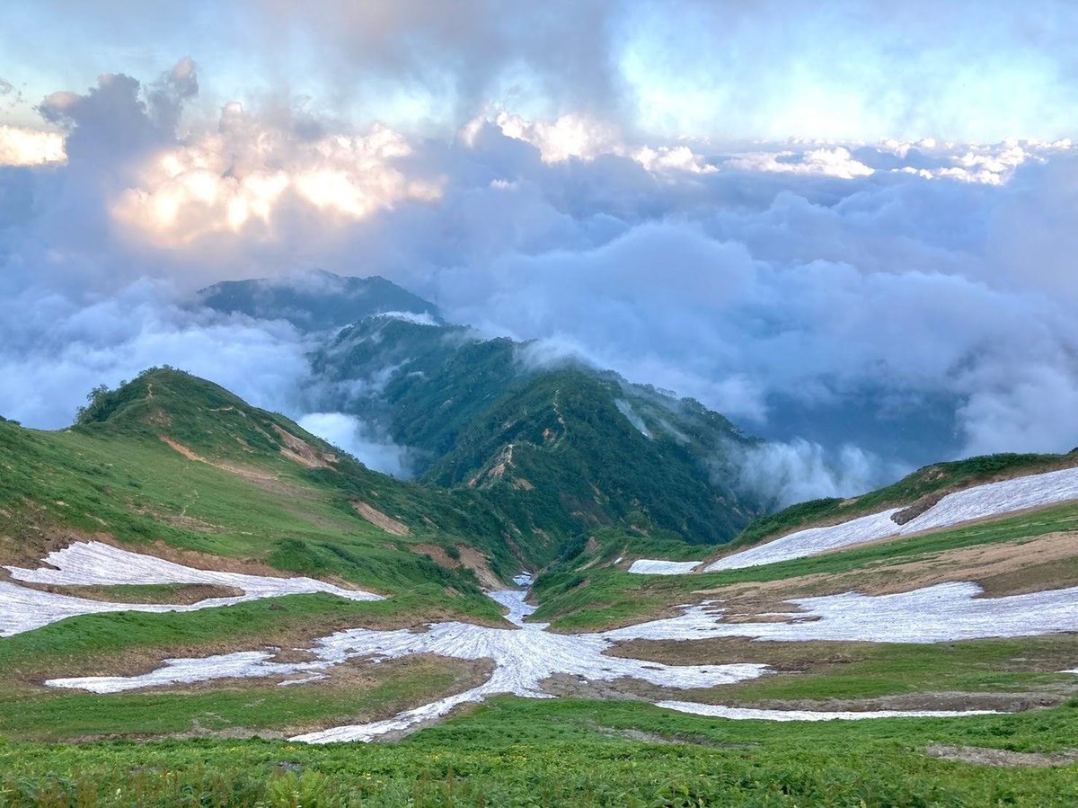 Above the Clouds at Dawn, Toyama Alps photo 9