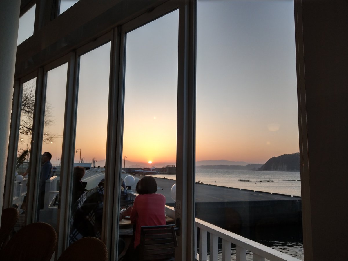 Seaside Charm in Kanagawa, April photo 4