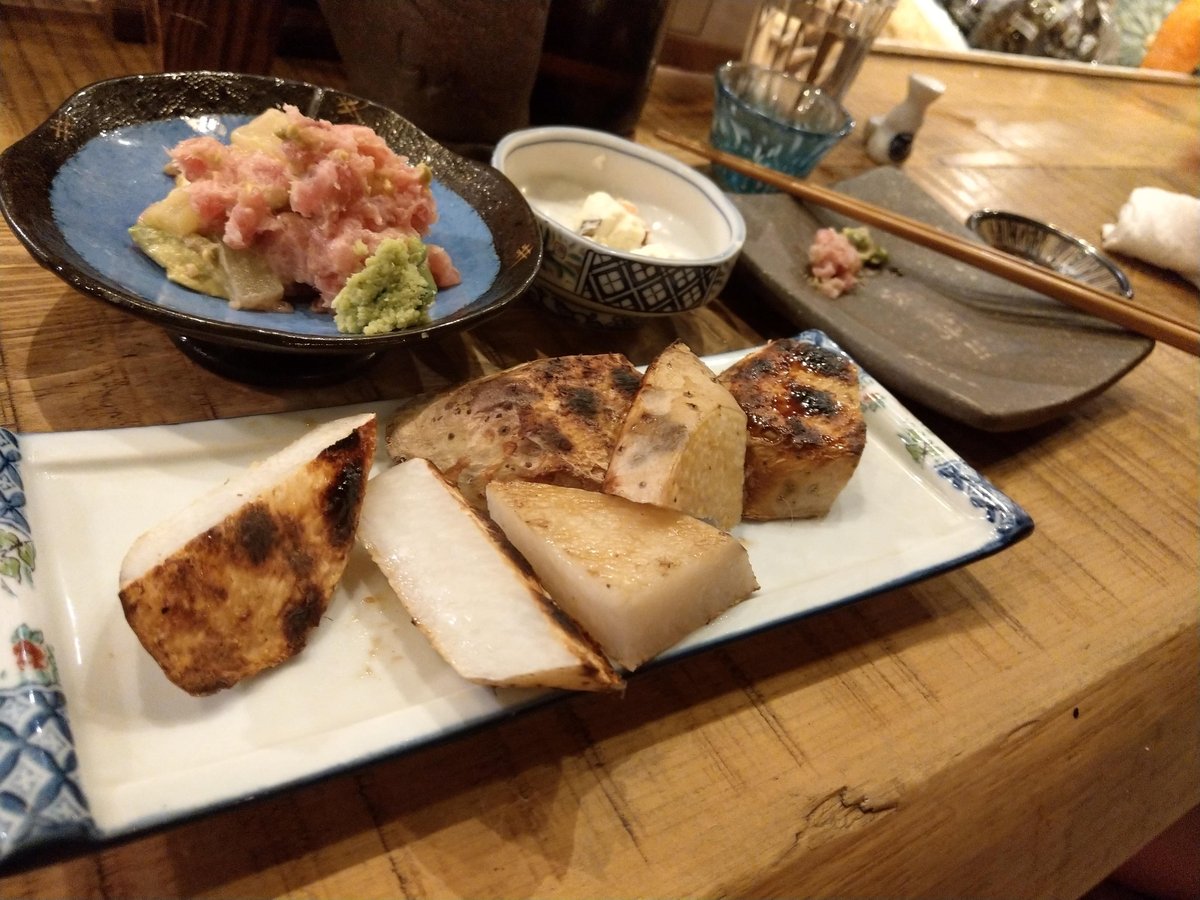 Late-Night Izakaya in Nishi-Shinjuku, Tokyo