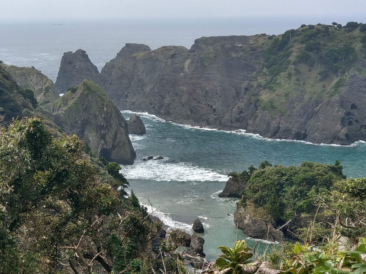 Dramatic Coastal Cliffs and Rock Islands, Shizuoka photo 2