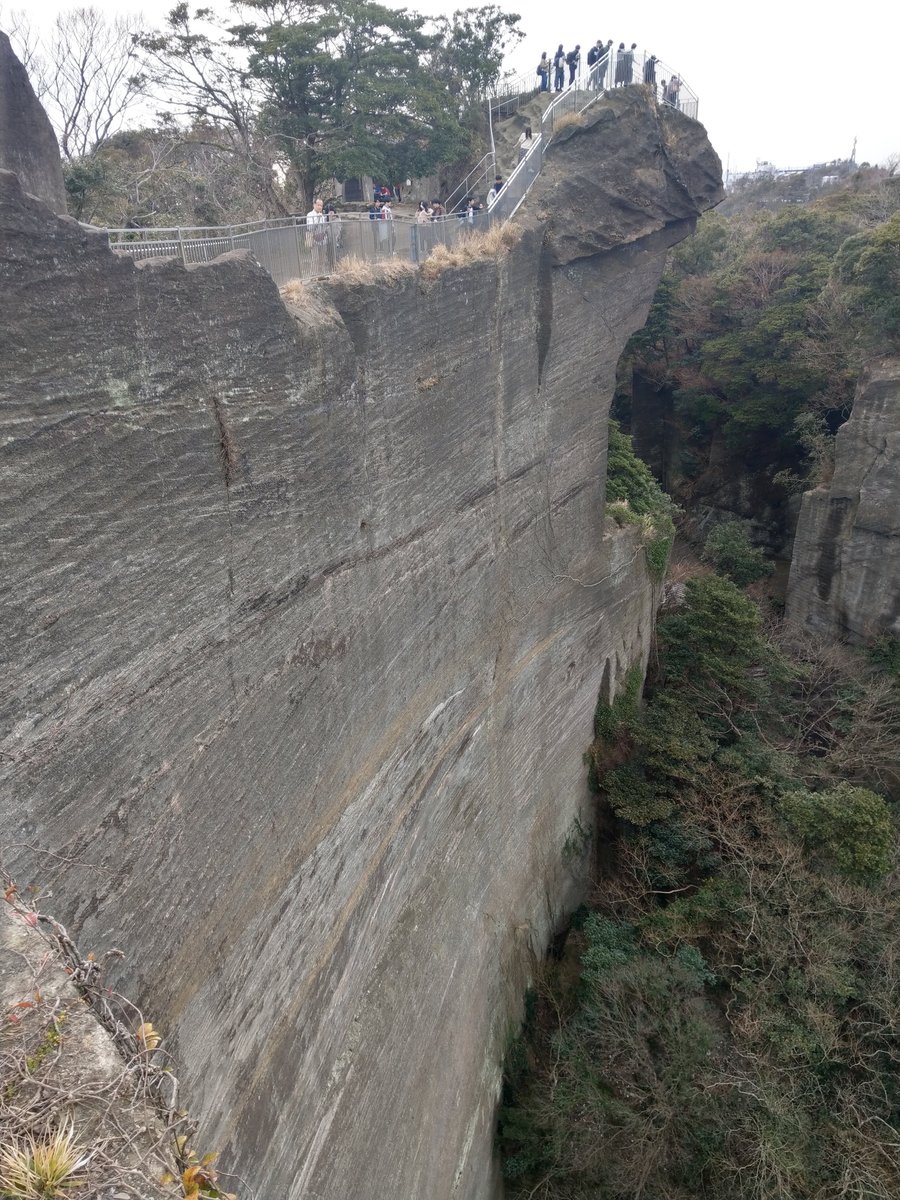 Ancient Stone Buddha in Chiba's Hidden Gorge photo 6