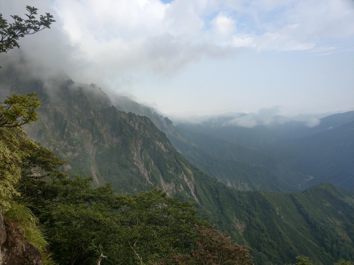 Mt. Tanigawa Range View, Gunma — August Mist photo 2