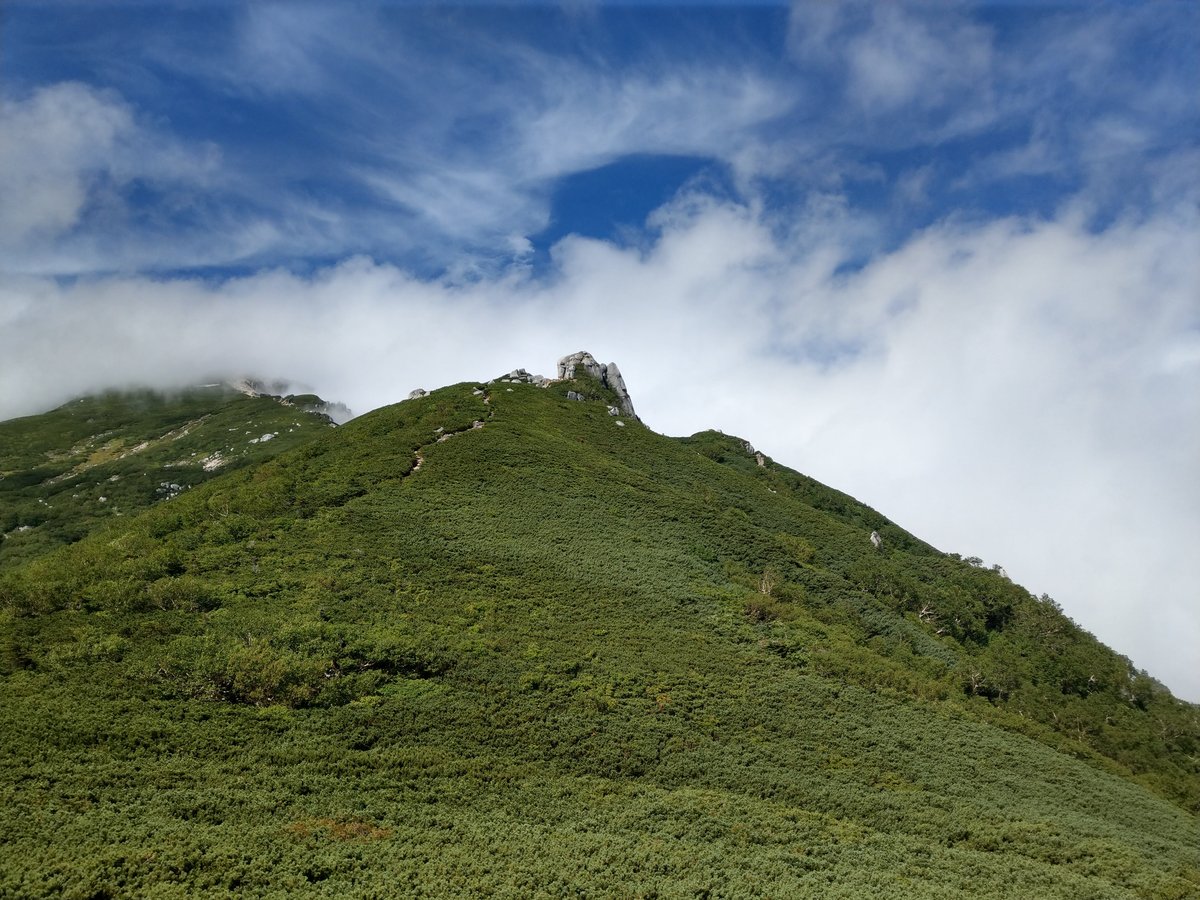 Alpine Summit in Nagano with Mt. Kisokomagatake in View