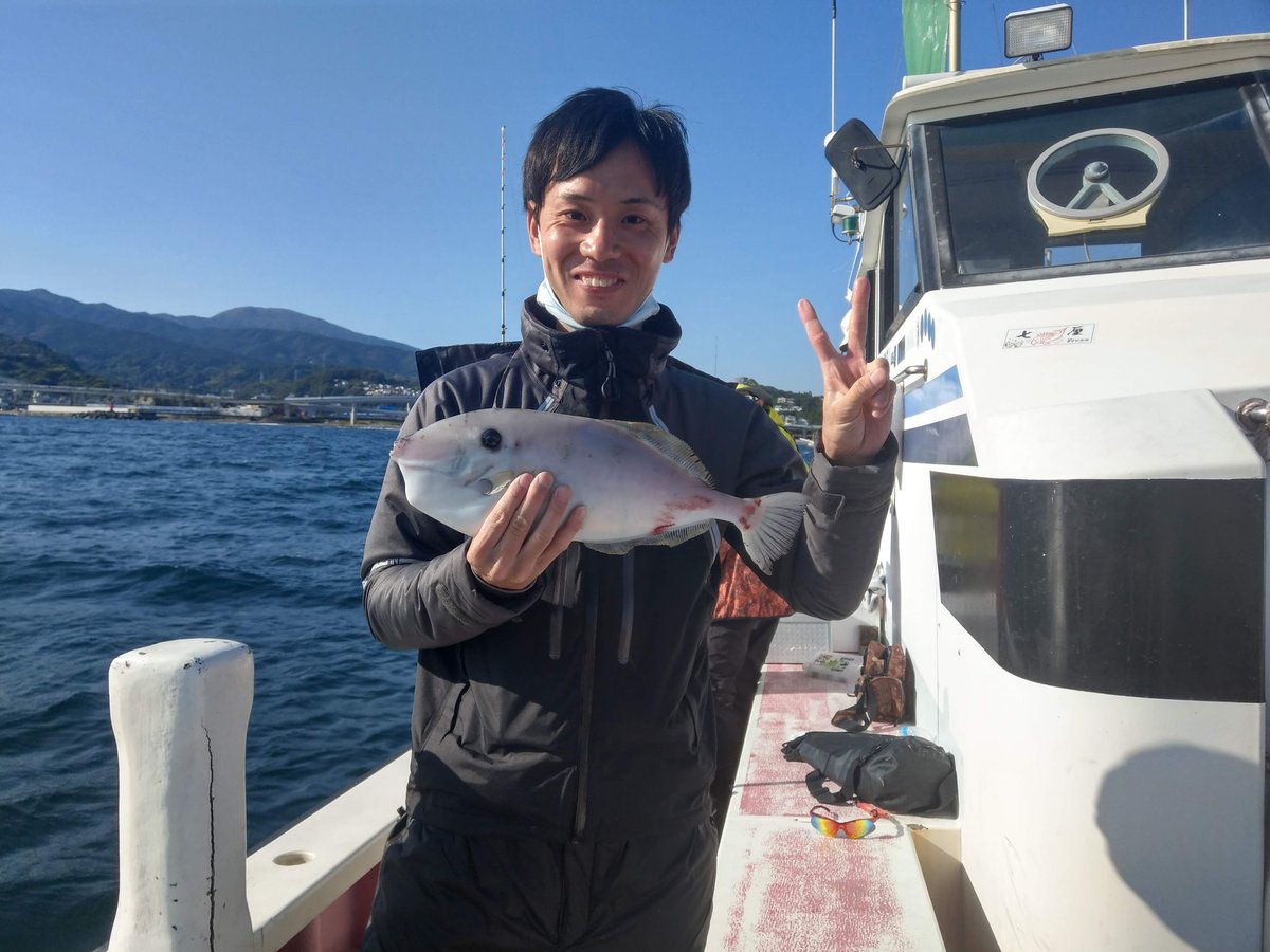 Fishing off the Kanagawa Coast, October