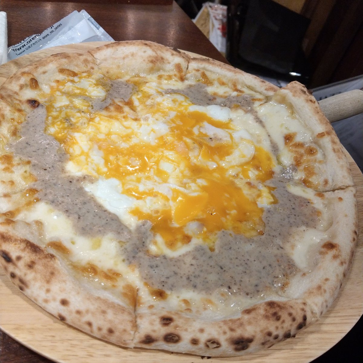 Wood-fired Pizza in Ginza 8, Chuo
