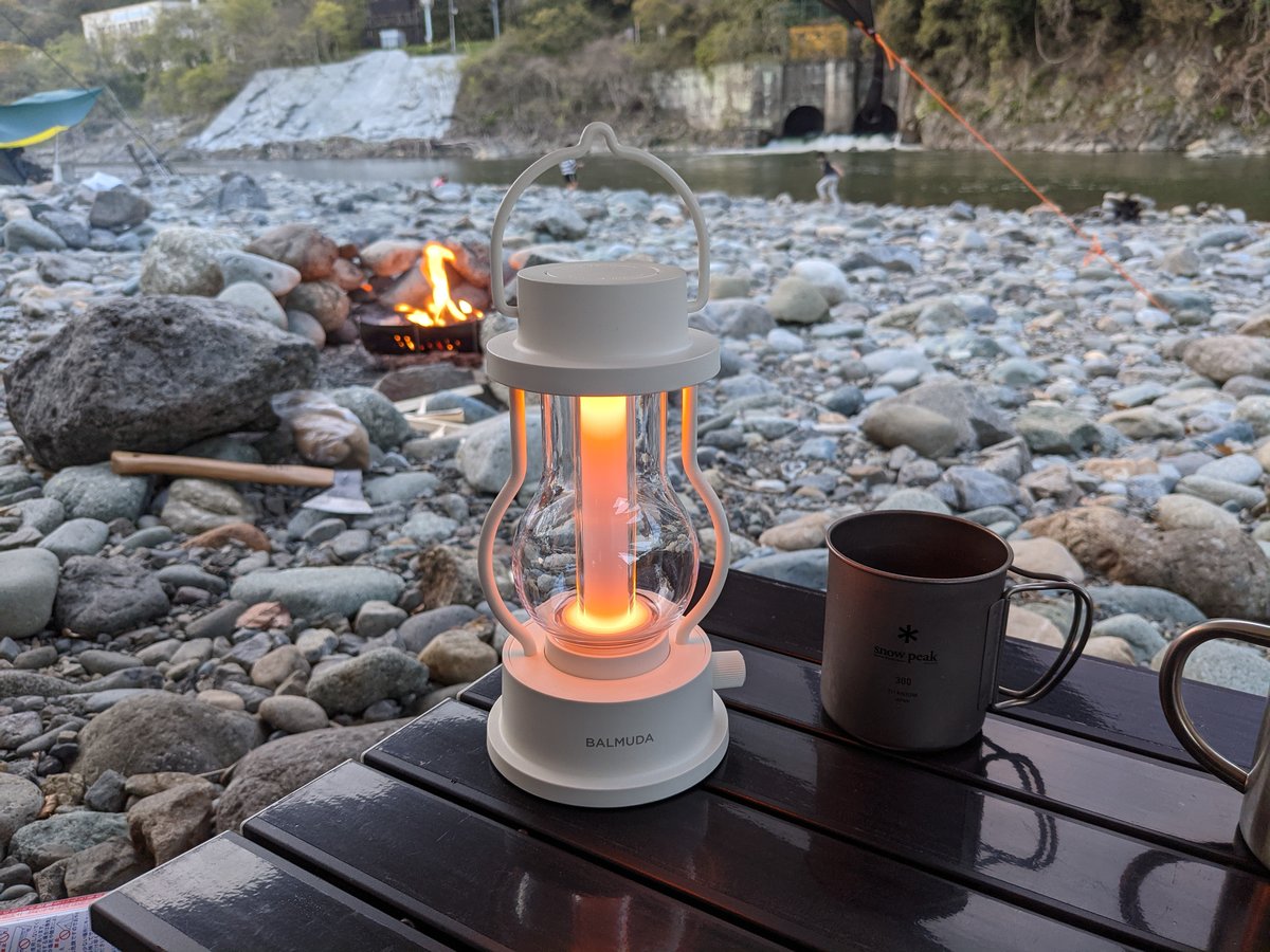 Riverside Camping at Tanigahara, Sagamihara — April Bonfire Magic