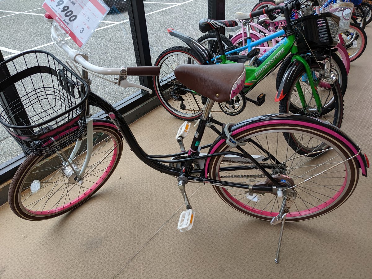 Spring Cycling & Street Food in Meike 8-chome, Niigata