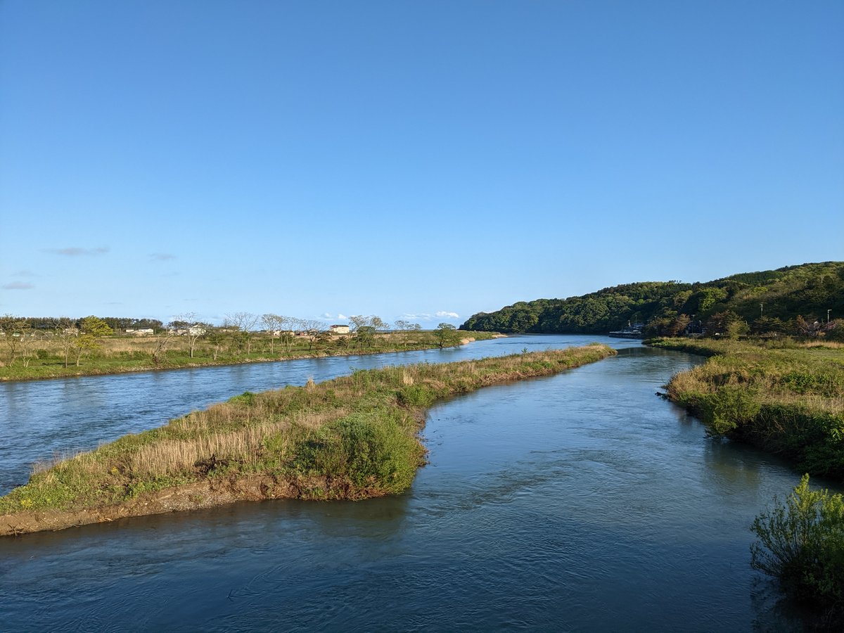Spring at Hageshitagafuchi, Murakami, Niigata