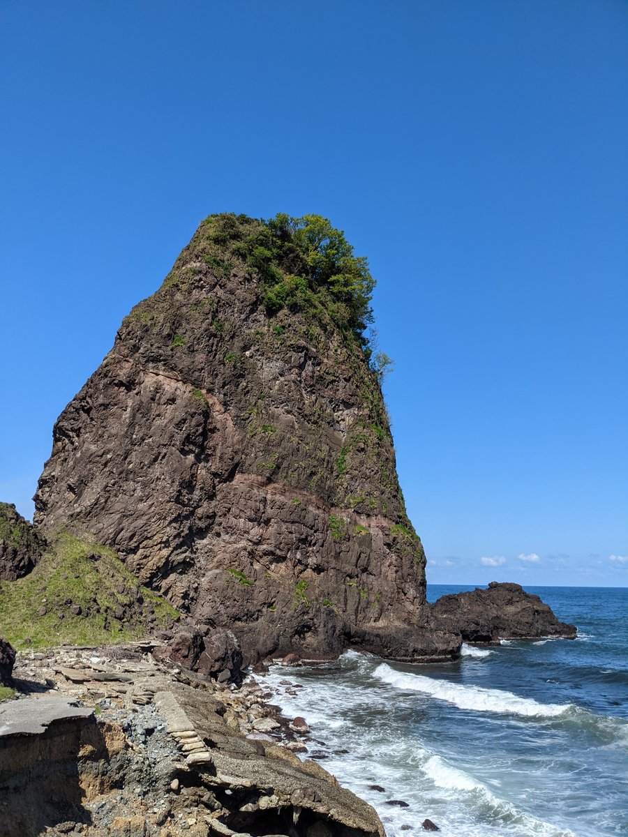 Dramatic Rock Stack at Neya Beach, Murakami, Niigata