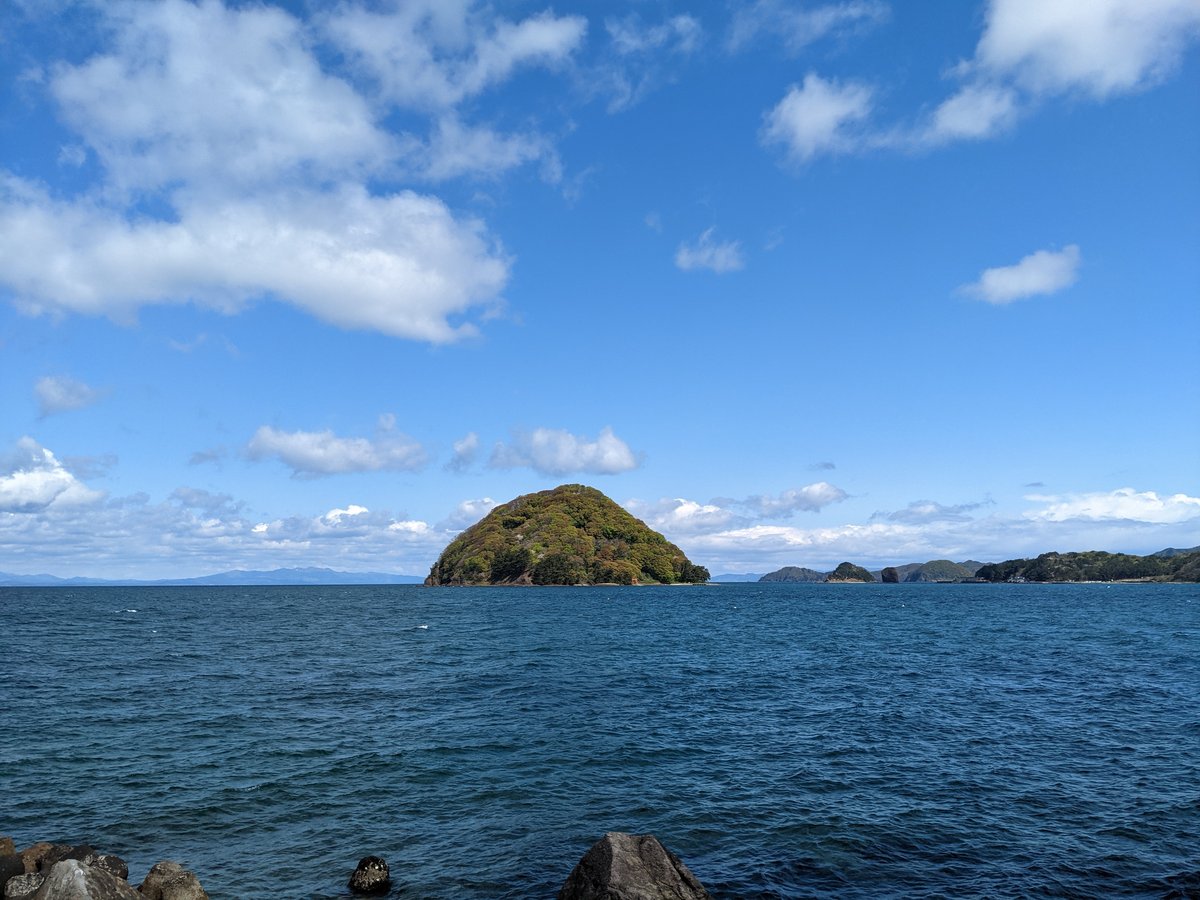 Island-dotted Bay, Asamushi, Aomori