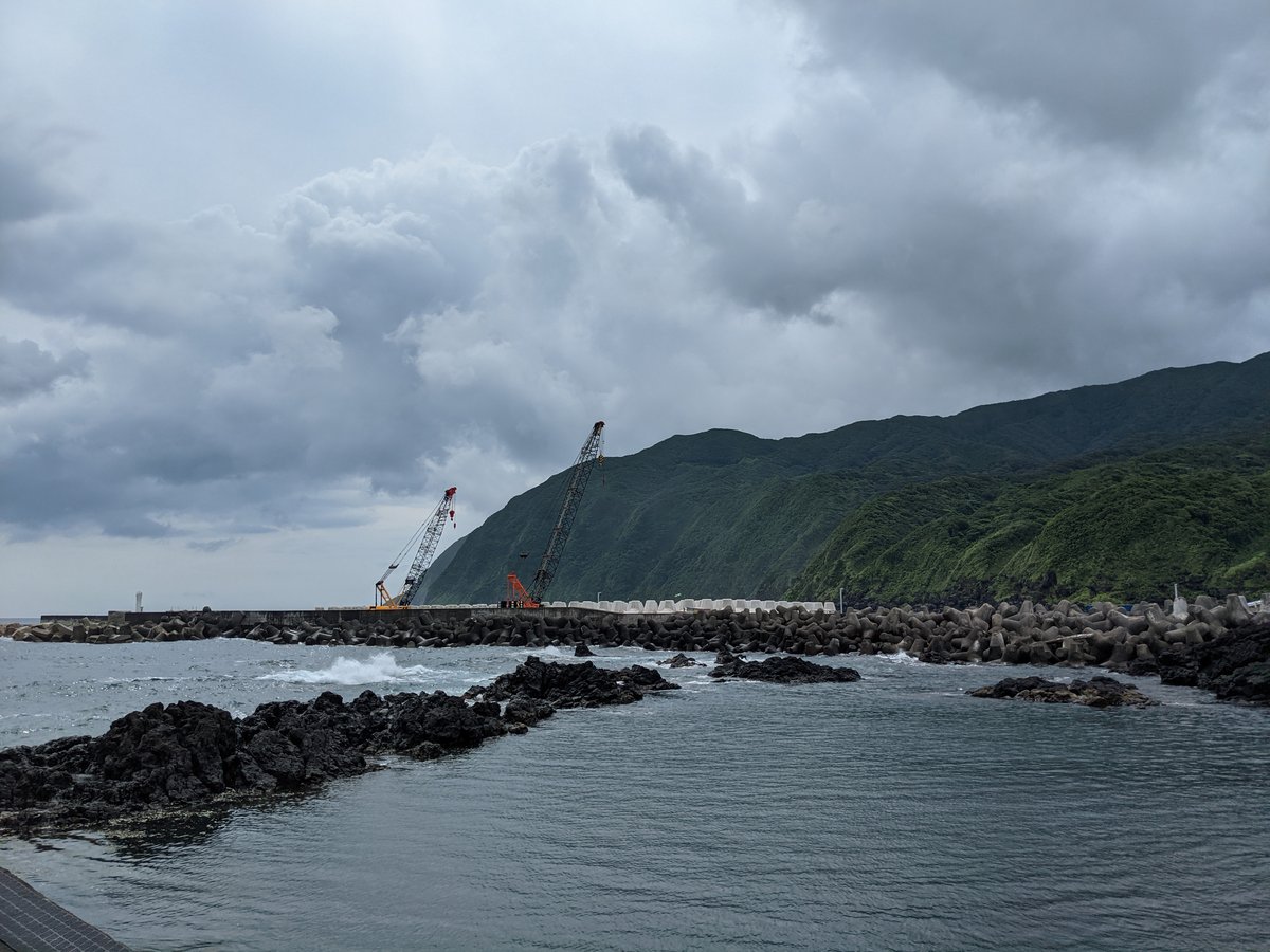 Hachijōjima's Moody Morning at Sokodo Beach
