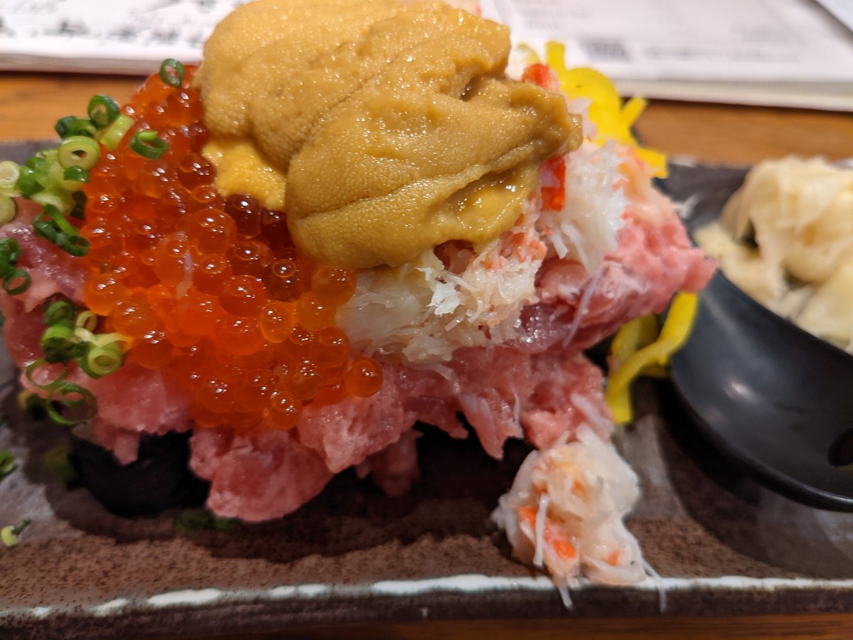 Late-Night Sushi in Akasaka, Tokyo