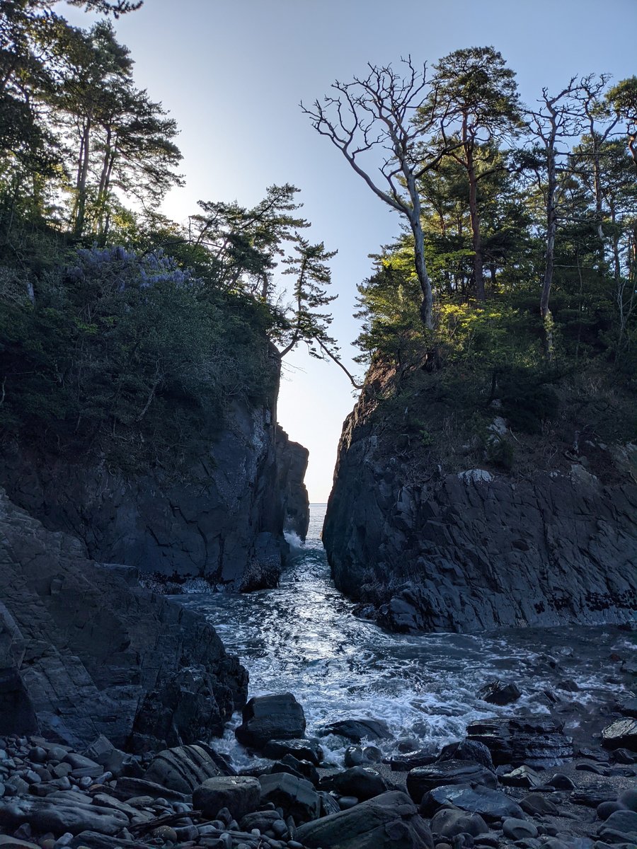 Dawn at Minami-Sanriku's Hidden River Gorge, Miyagi photo 2