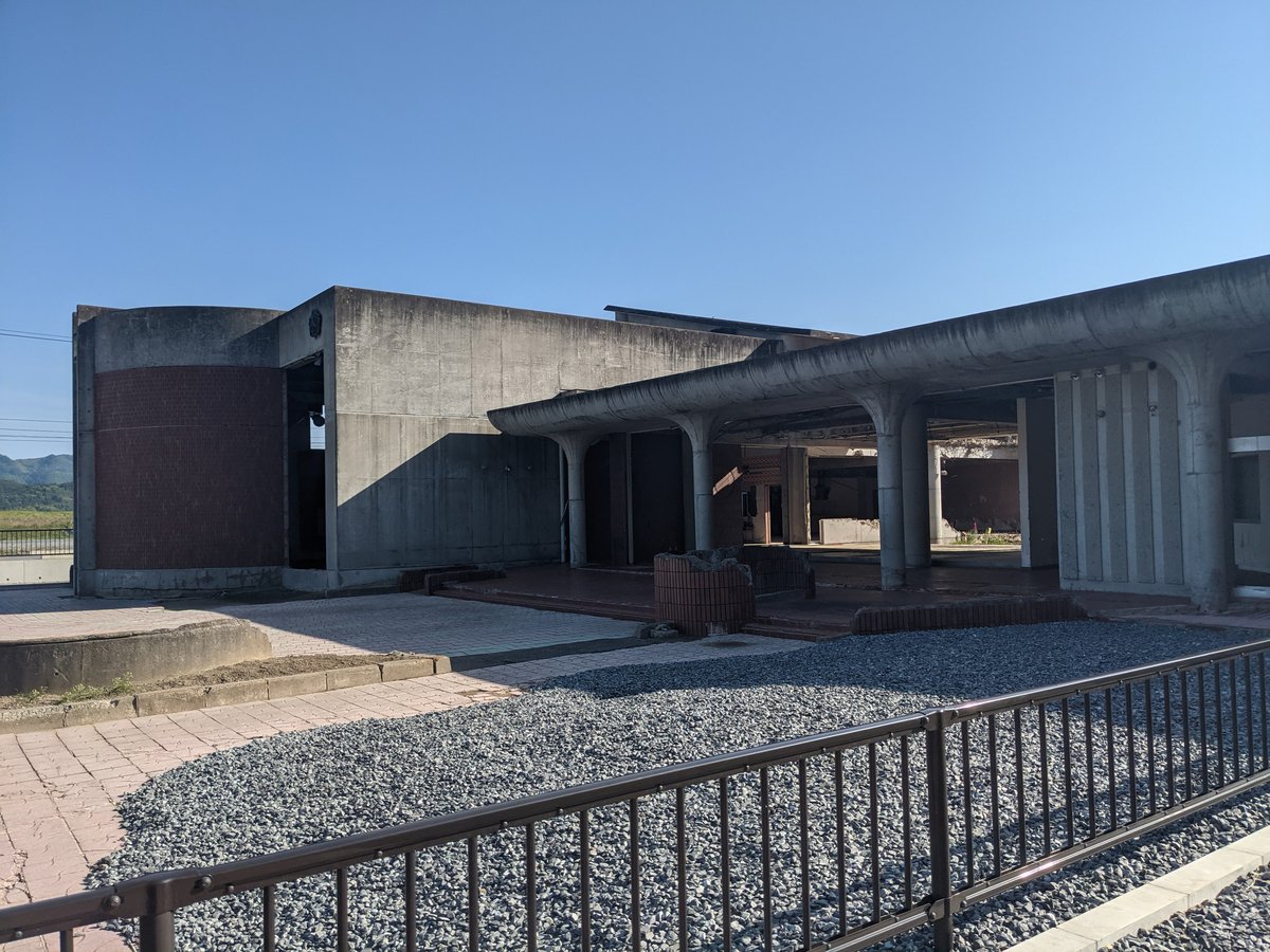 Abandoned Taiya Elementary School, Ishinomaki Countryside photo 2