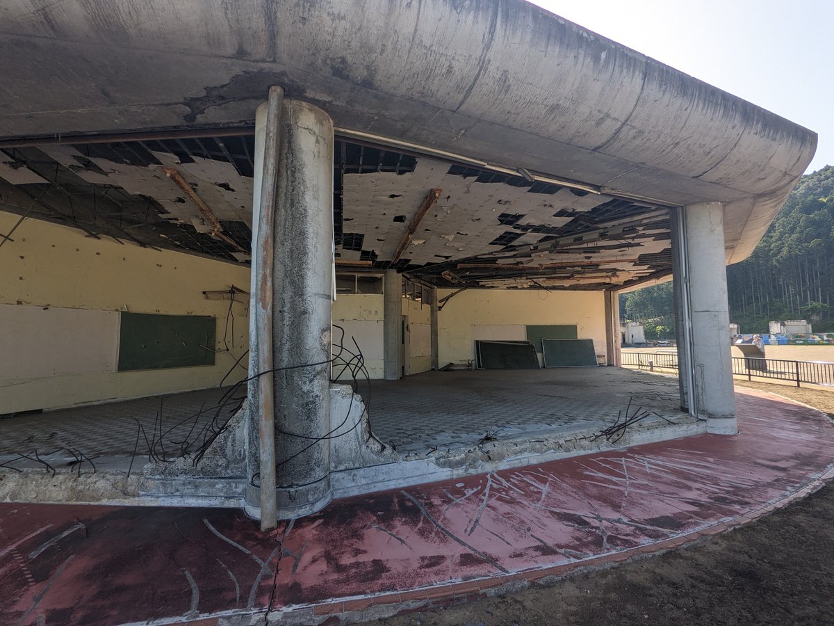 Abandoned Taiya Elementary School, Ishinomaki Countryside photo 3