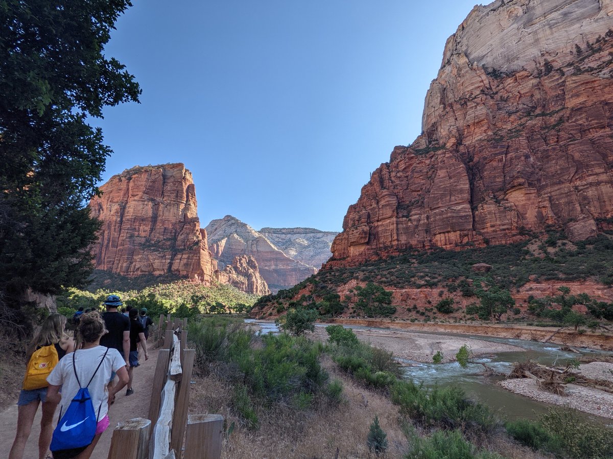 Red Rock Canyon, Utah — Desert River Glow photo 4