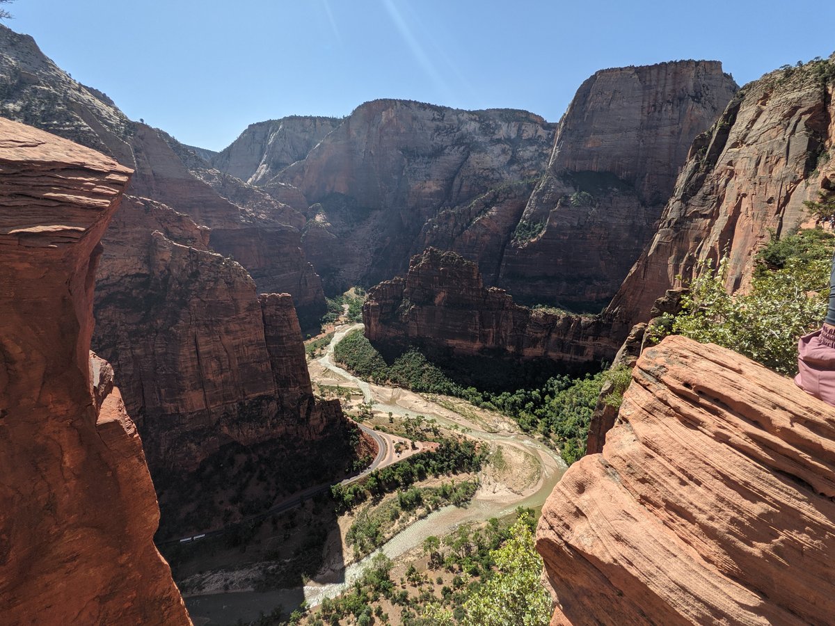 Desert Canyon Hike in Utah, June photo 5
