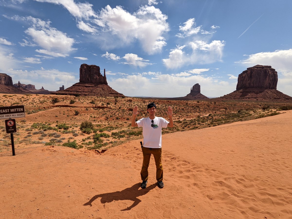 Monument Valley, Arizona — The Iconic Desert View photo 6