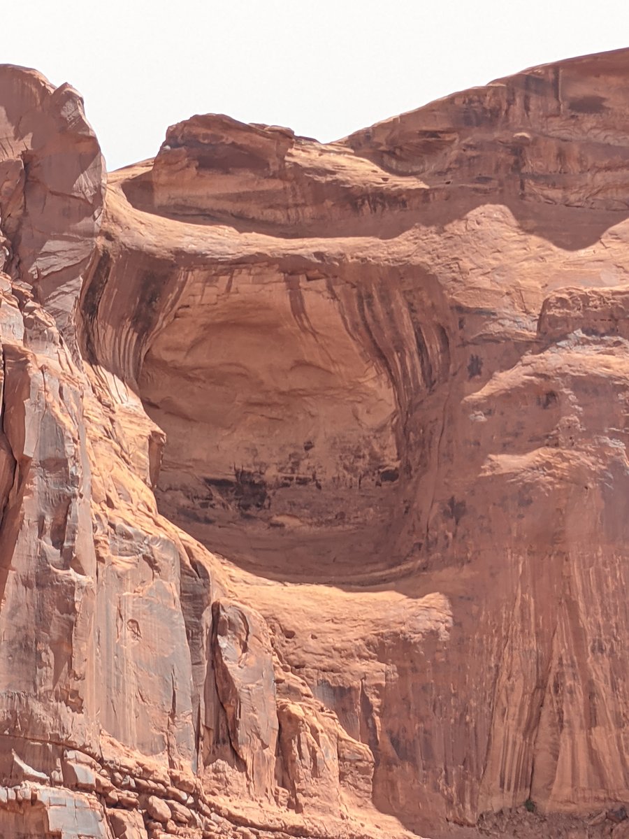 Monument Valley, Arizona — Desert Butte Majesty photo 6