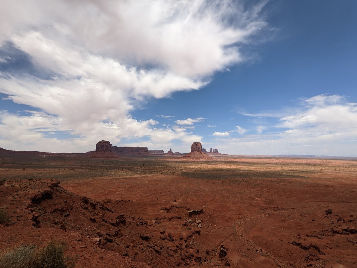 Monument Valley, Arizona — Vast Desert Vistas photo 3