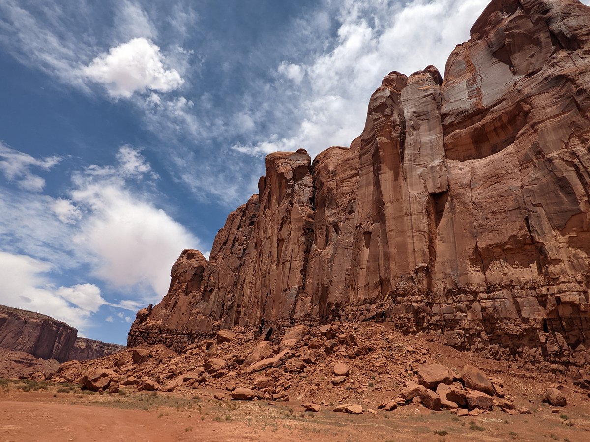 Monument Valley, Arizona — The Iconic Red Rock Towers photo 2