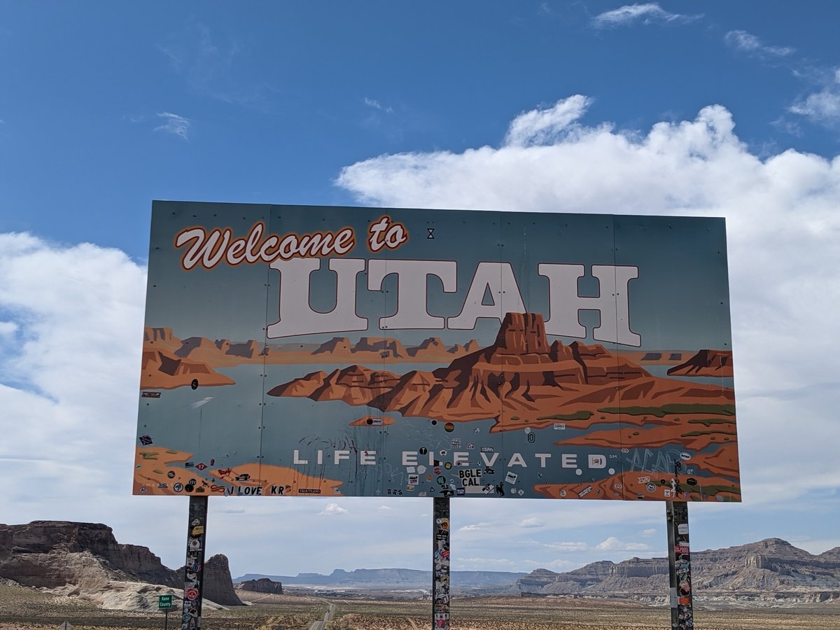 Welcome to Utah — Life Elevated Sign, USA