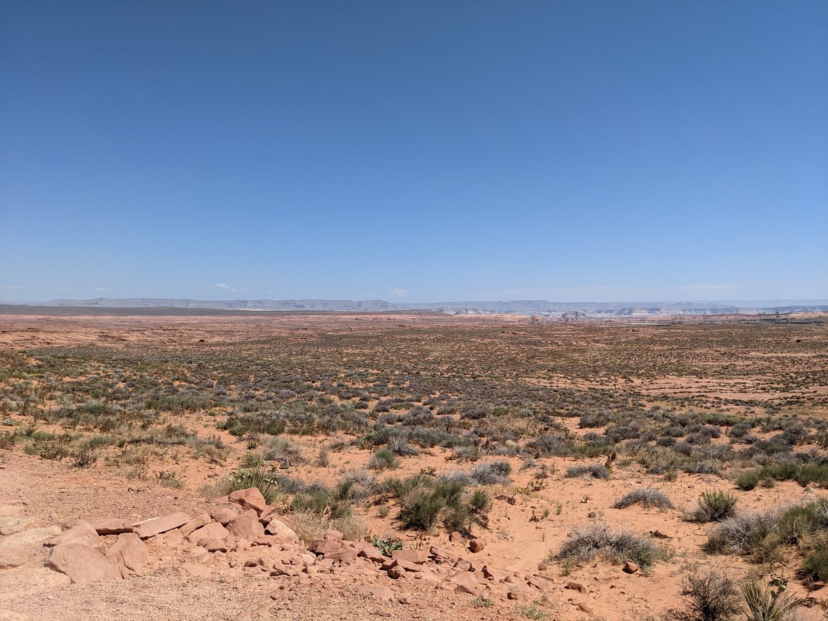 Vast Desert Plateau Near Page, Arizona photo 2