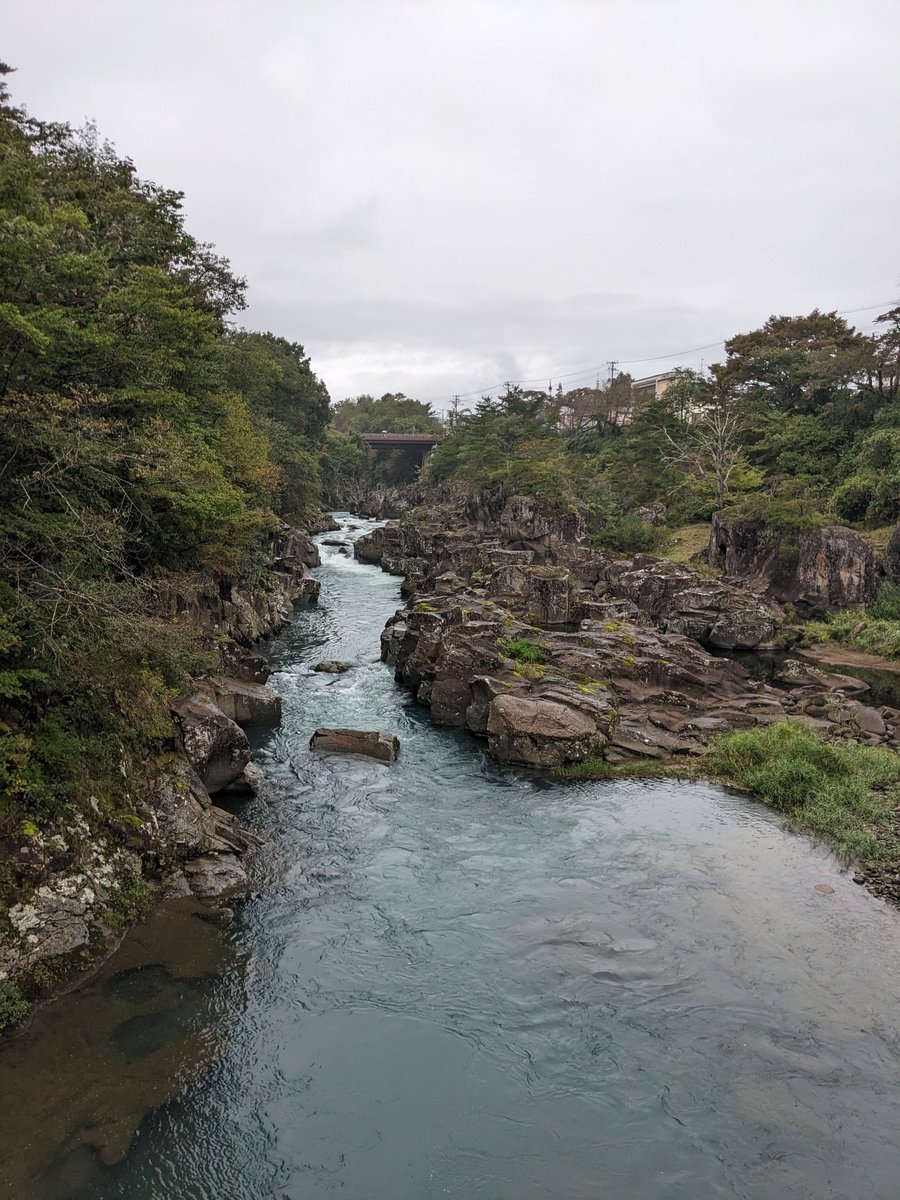 Ichinoseki Gorge in Autumn, Iwate Prefecture photo 4