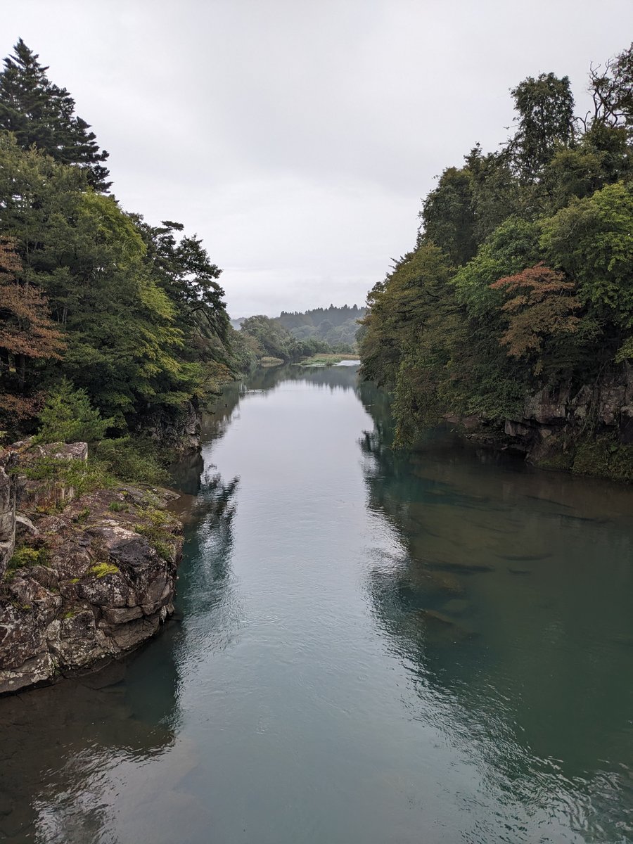 Ichinoseki Gorge in Autumn, Iwate Prefecture photo 5