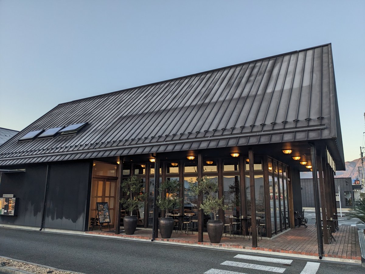 Modern Sushi Café in Katonakajima, Yamanashi