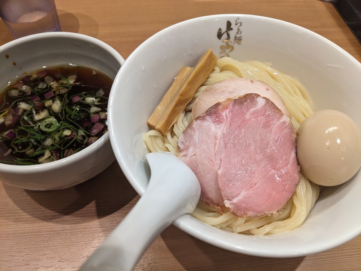 Ramen in Kosugimachi, Kawasaki — January Comfort in a Bowl
