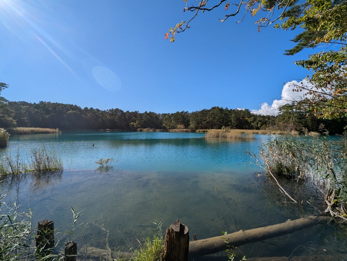 Autumn Lake Walk in Kitashiobara, Fukushima photo 9