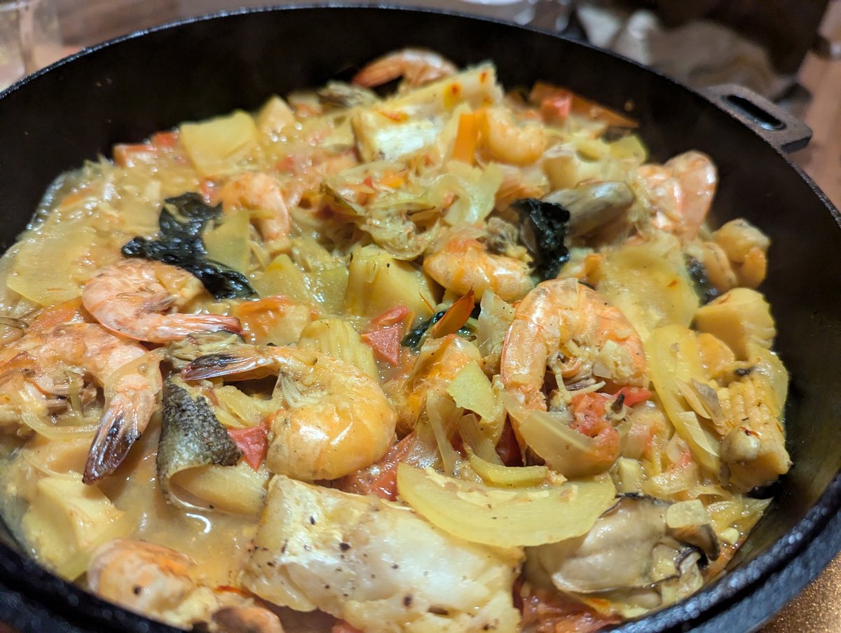 Hokuto, Yamanashi: December Campfire Seafood Paella