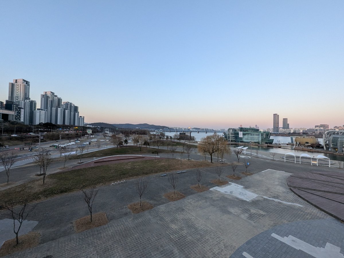 Hannam-dong Seoul Skyline at Sunrise photo 2