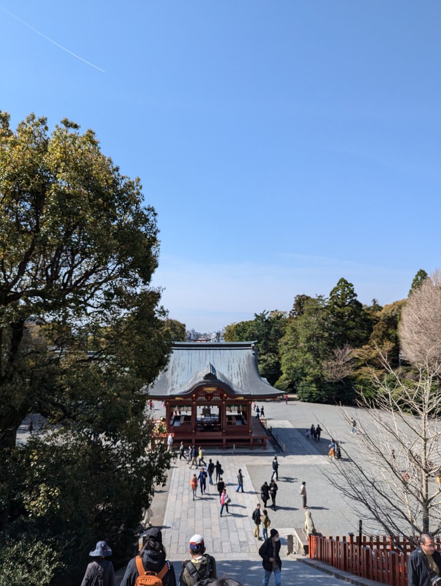 Tsurugaoka Hachimangu Shrine, Kamakura — Spring Clarity photo 2