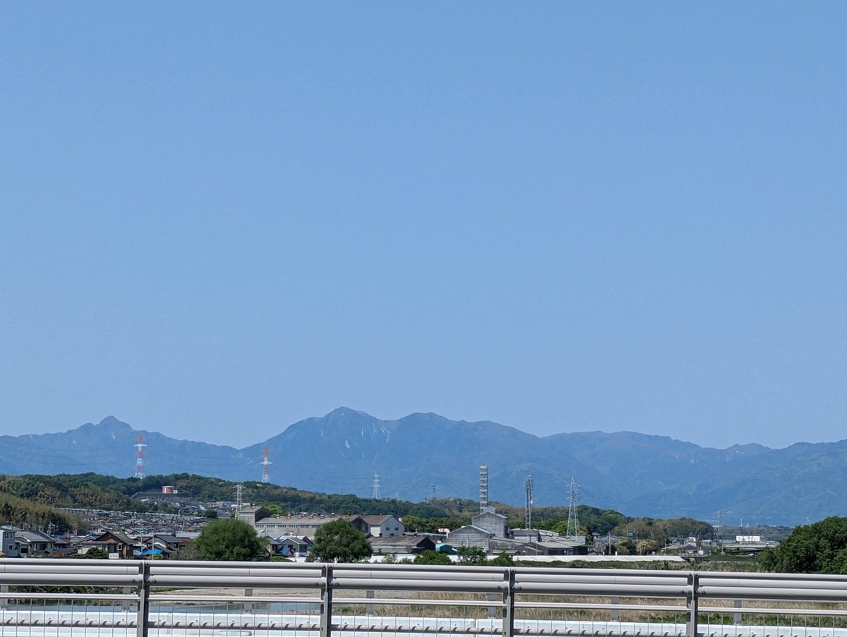 Spring Morning in Kuwana, Mie — Mountains and River Views photo 2