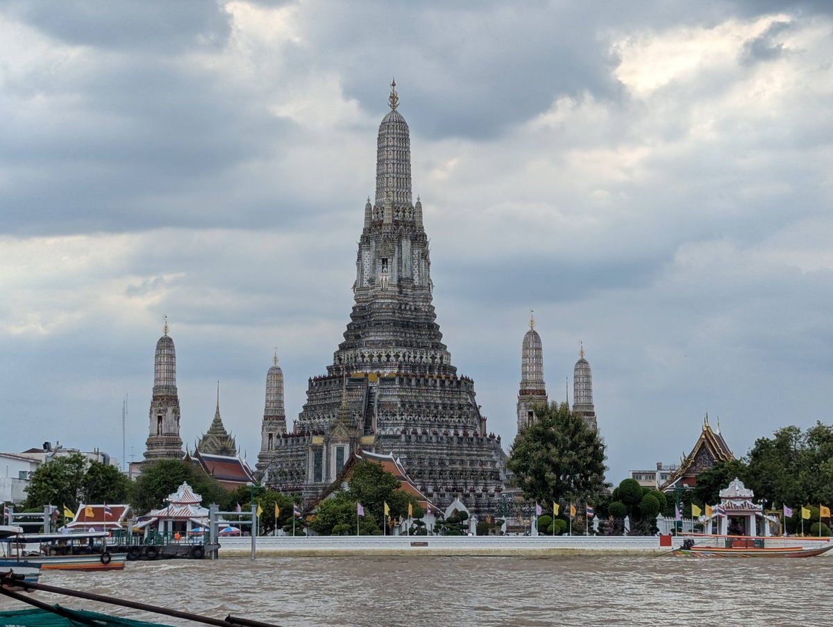 Tha Tien Community, Bangkok—Temple Spires Over the Chao Phraya photo 2