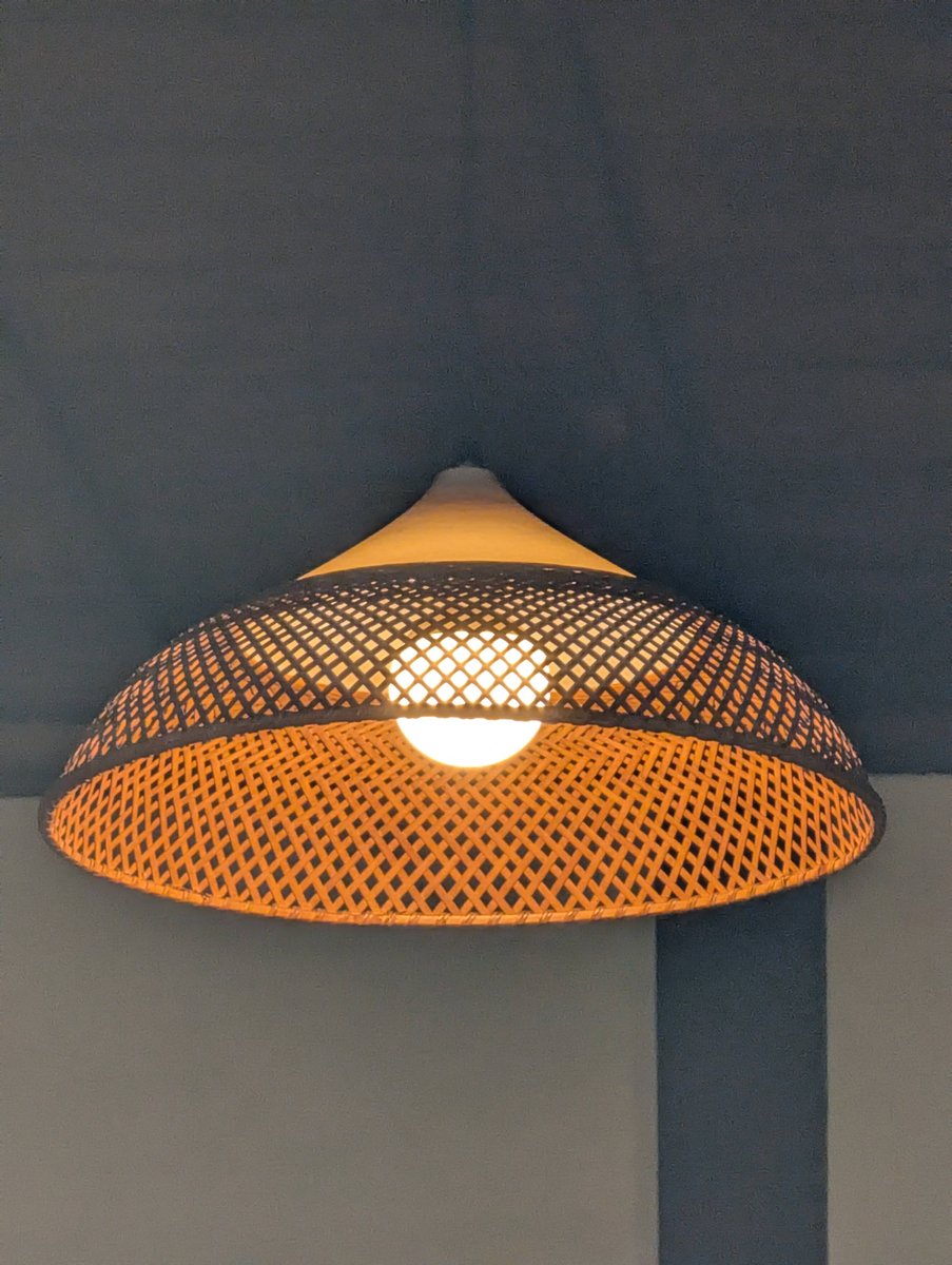 Modern Pendant Light, Honmoku-Sannotani, Yokohama