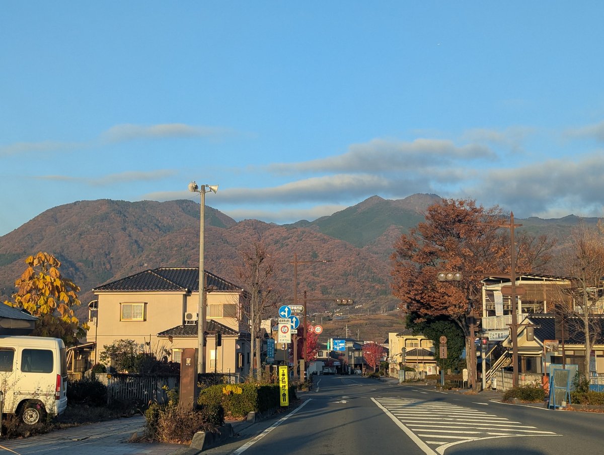 Early Dawn at Shimokanogawa, Yamanashi — Autumn Gold photo 2