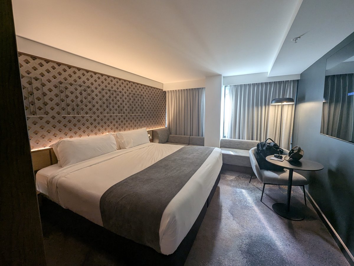 Gladstone Central Hotel Room, Queensland