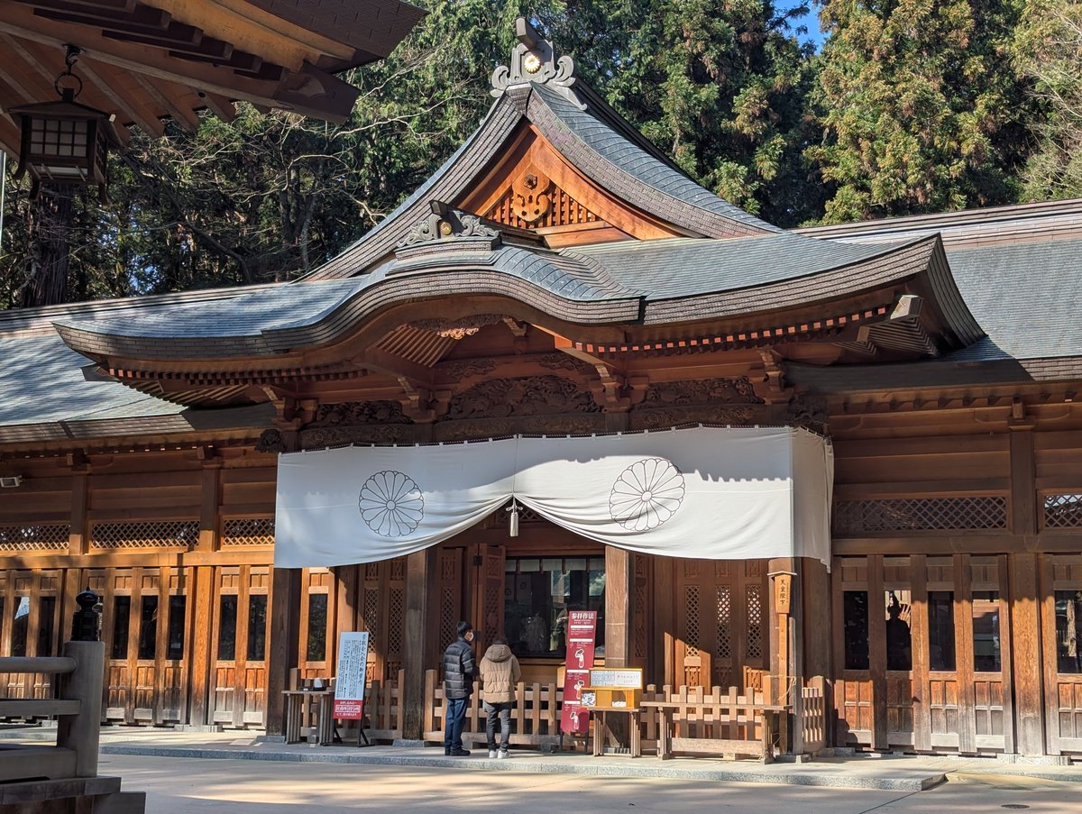 Hotaka Shrine, Azumino – Spring Architecture in Nagano